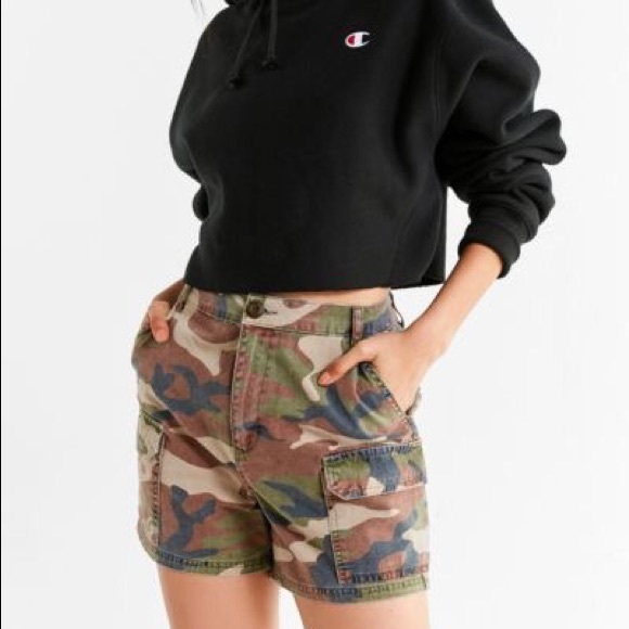 BDG Pants - NWT Urban Outfitters Camo Cargo High Rise Shorts